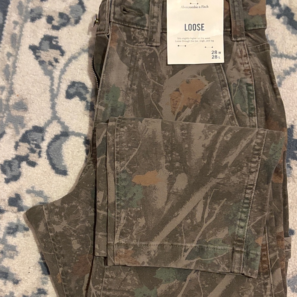 Abercrombie & Fitch Green Camouflage Pants